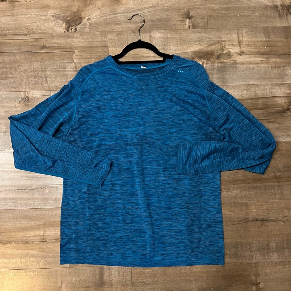 Lululemon metal vent tech long sleeve
